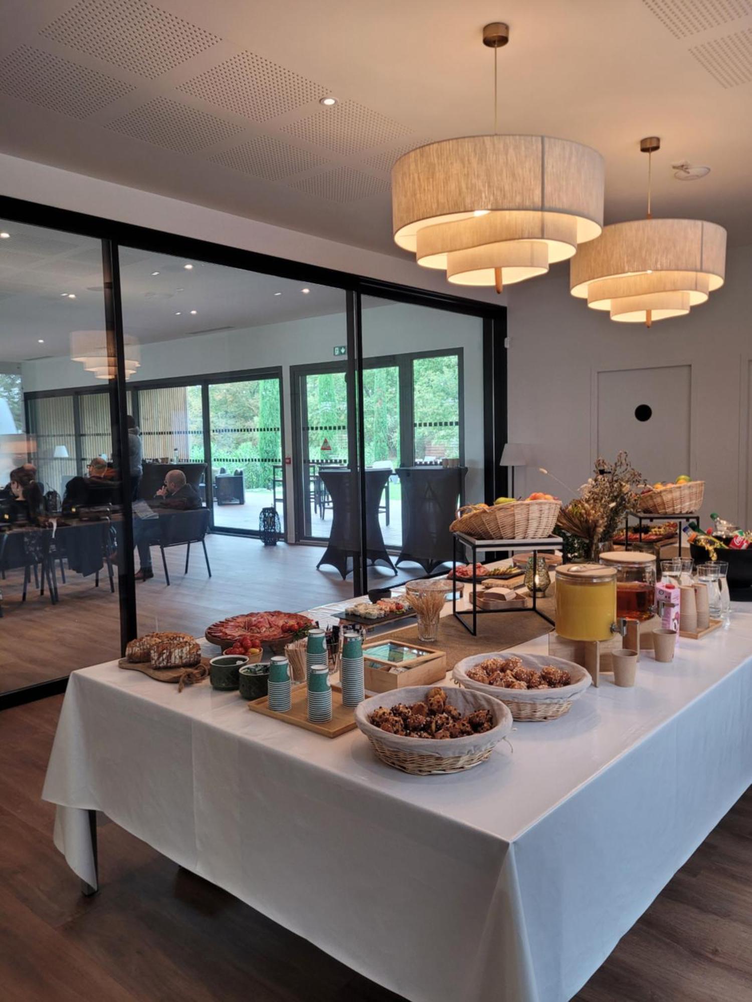 Hotel & Seminaire Le Patio Occitan - Toulouse Ouest - La Ramee Cugnaux 外观 照片